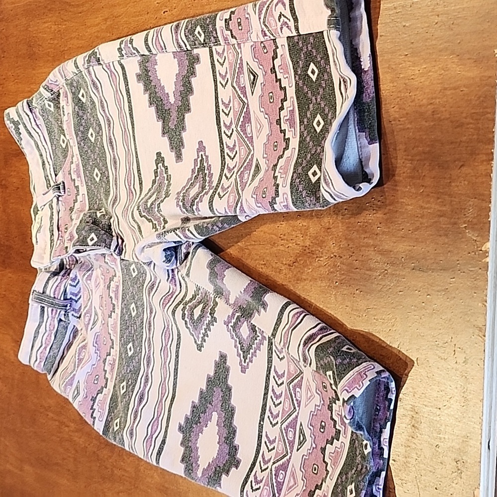 Girls patterned pants